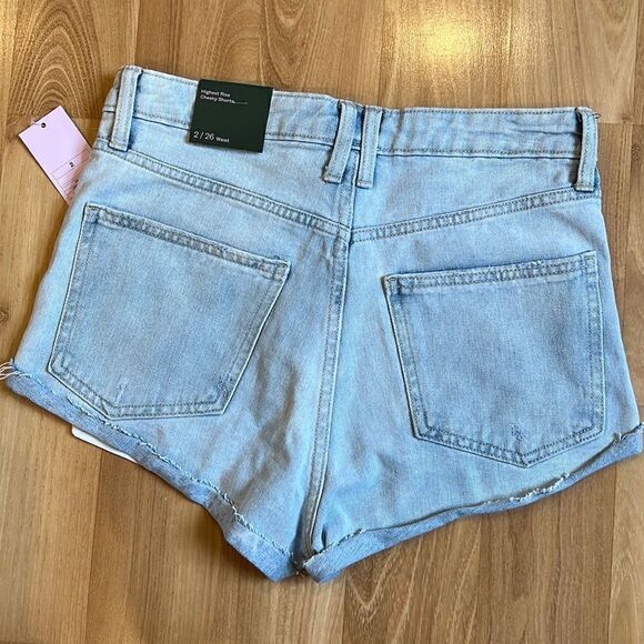 Wild Fable Light Blue Cuffed High Rise Cheeky Jean Shorts Women’s Size 2 / 26 - Picture 3 of 4